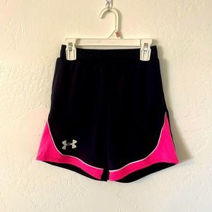 Under Armour black with pink girl shirt. Size: small. Good as new.